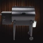 TRAEGER TAILGATER PELLET GRILL - BLACK